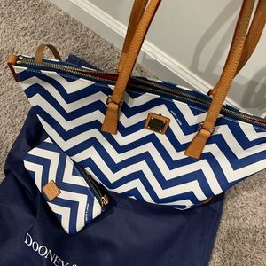 Authentic dooney and bourke purse and wallet